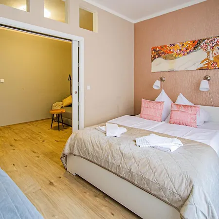 Old Town Rybna Apt By Ruterra Prag Exterior foto